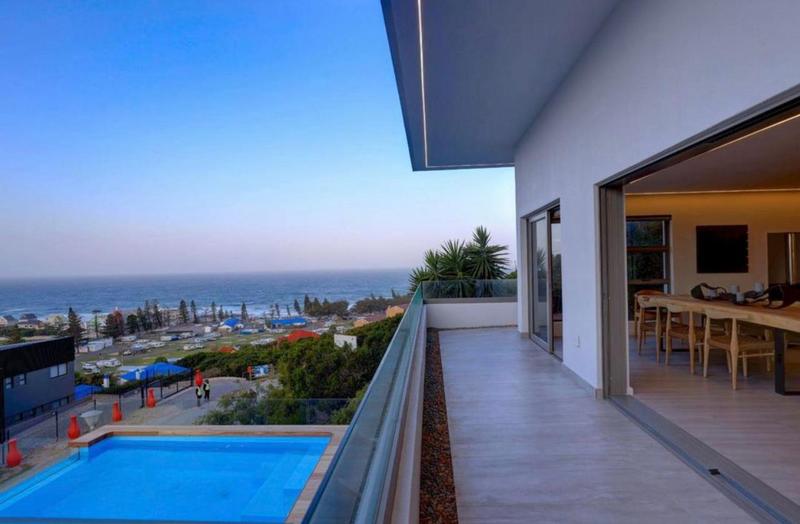 4 Bedroom Property for Sale in Mossel Bay Central Western Cape